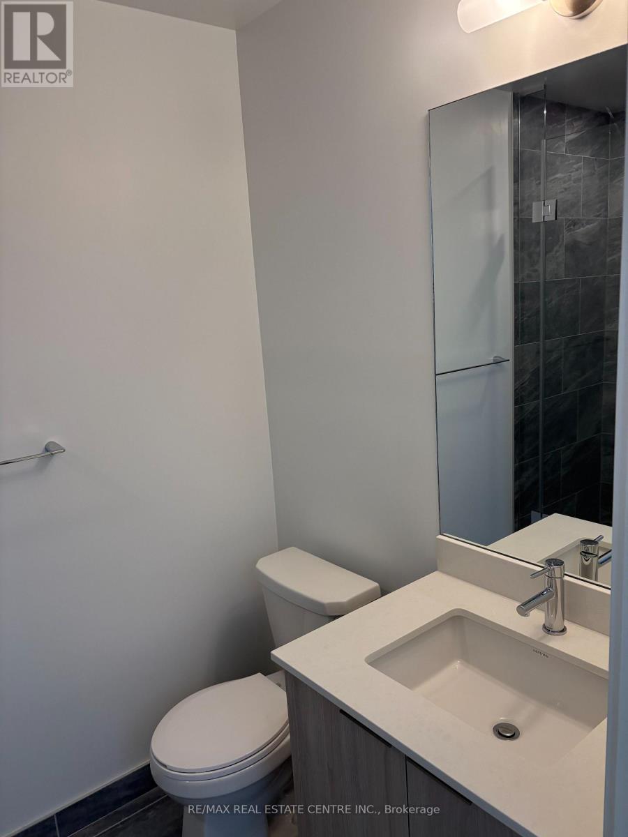 3609 - 395 Square One Drive, Mississauga, Ontario  L5B 0P6 - Photo 16 - W12746356