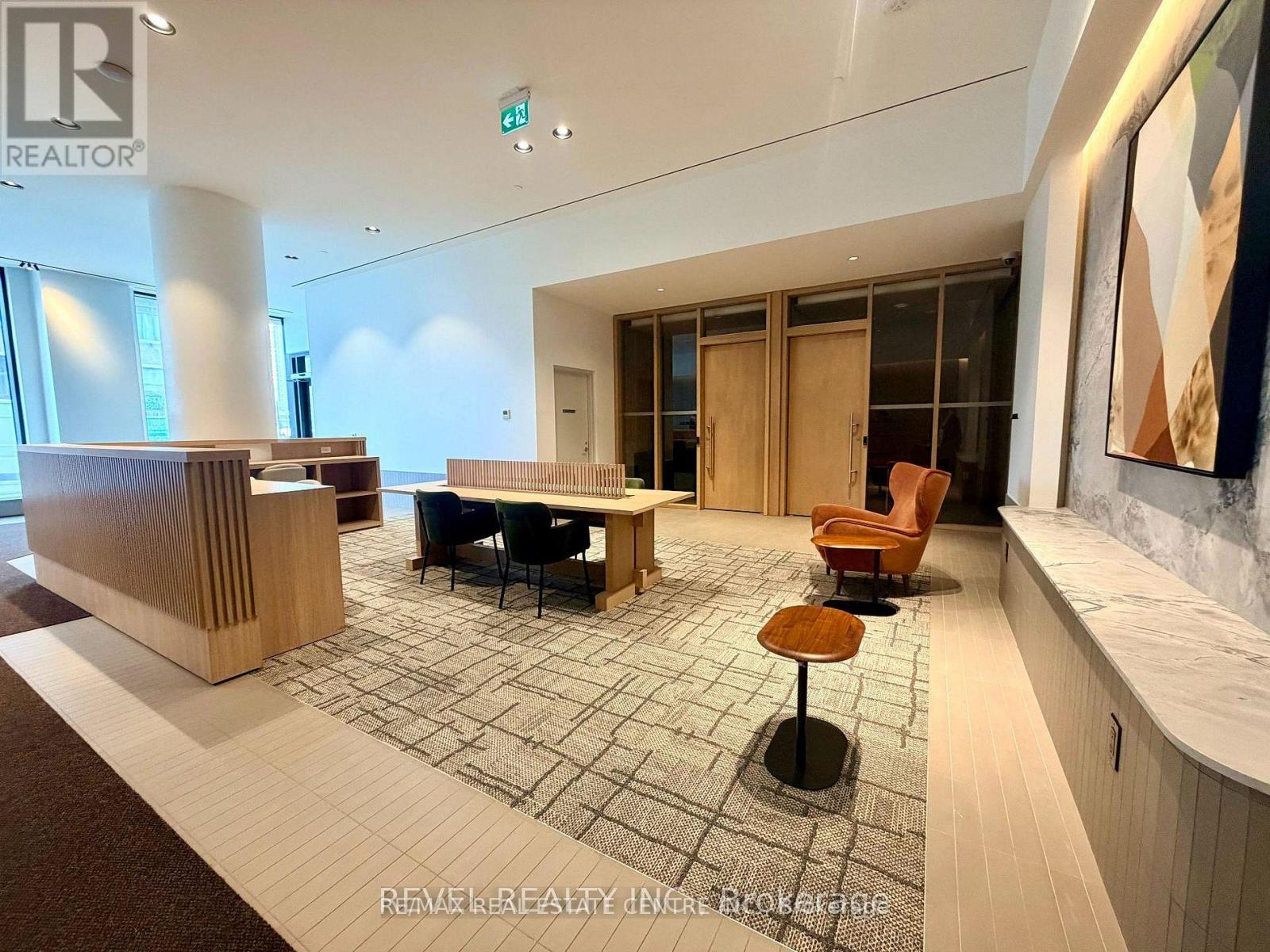 3609 - 395 Square One Drive, Mississauga, Ontario  L5B 0P6 - Photo 3 - W12746356