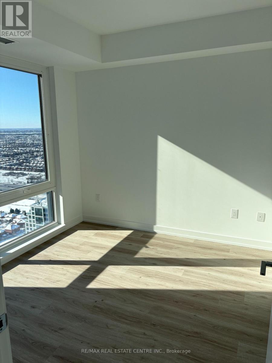 3609 - 395 Square One Drive, Mississauga, Ontario  L5B 0P6 - Photo 9 - W12746356