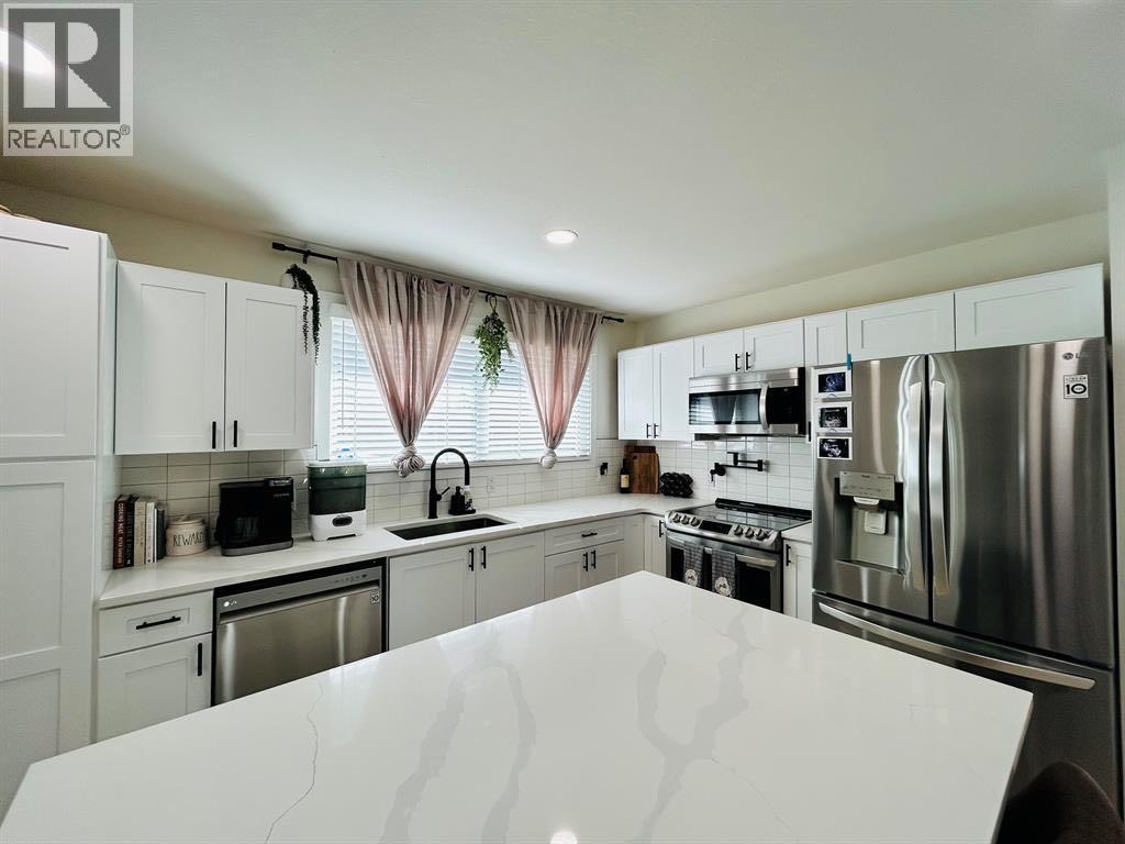 1146 Lakeway Boulevard S, Lethbridge, Alberta  T1K 3E7 - Photo 5 - A2280714