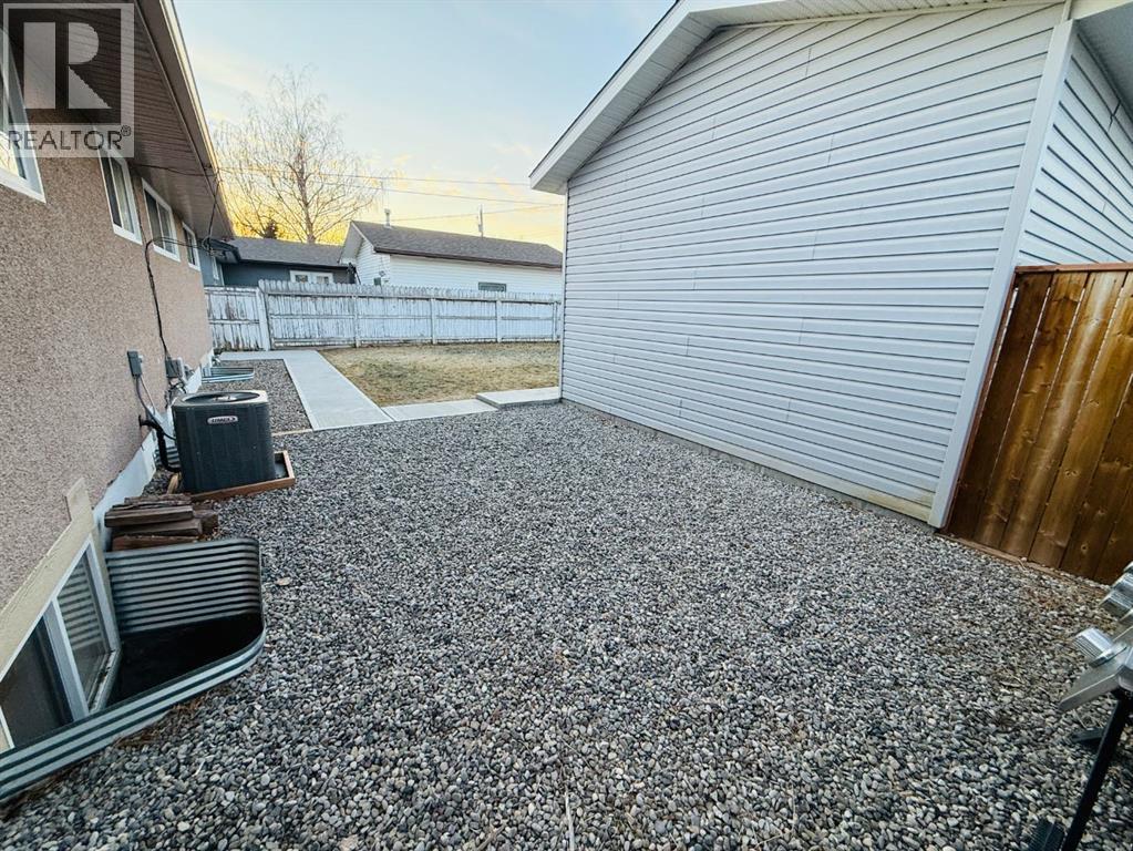 1146 Lakeway Boulevard S, Lethbridge, Alberta  T1K 3E7 - Photo 34 - A2280714