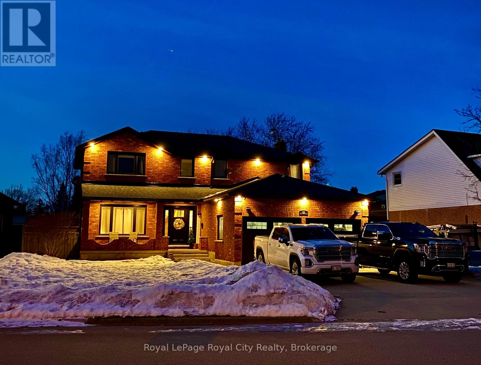 82 Gunn Avenue, Cambridge, Ontario  N3C 3J7 - Photo 3 - X12690202