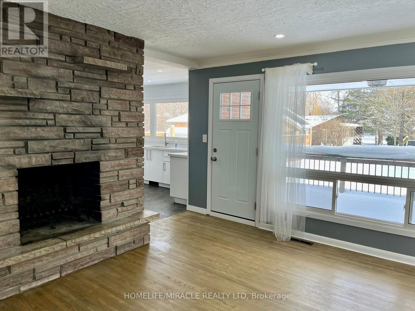 312 Grantham Avenue, St. Catharines, Ontario  L2M 5A6 - Photo 6 - X12746158