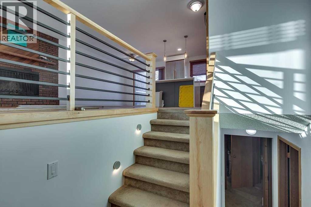 8 Nielsen Close, Red Deer, Alberta  T4P 2A1 - Photo 5 - A2274169