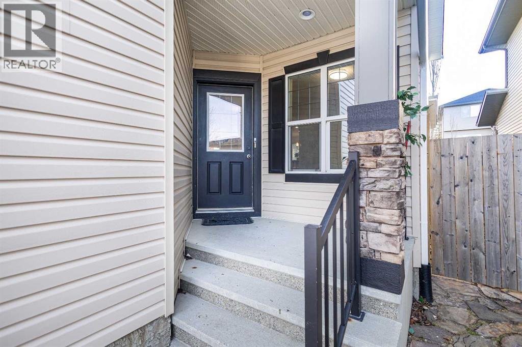 21 Panamount Row Nw, Calgary, Alberta  T3K 0C6 - Photo 3 - A2275676