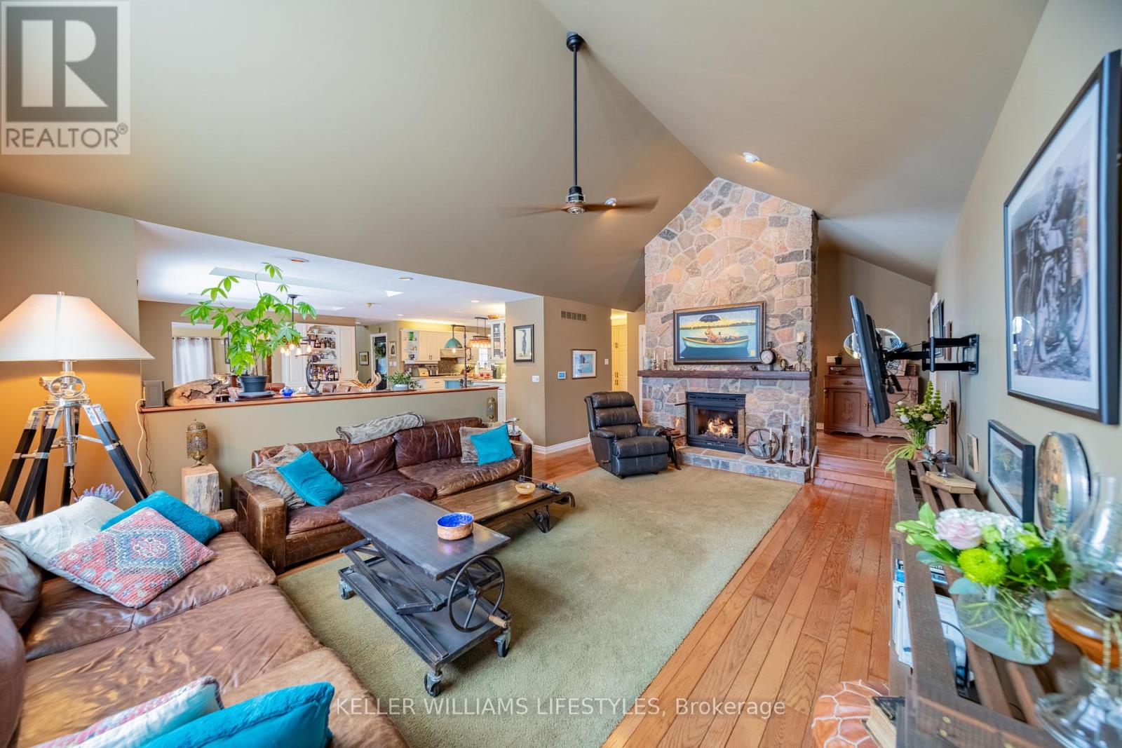 33992 Moore Court, Bluewater, Ontario  N0M 2T0 - Photo 10 - X12746424