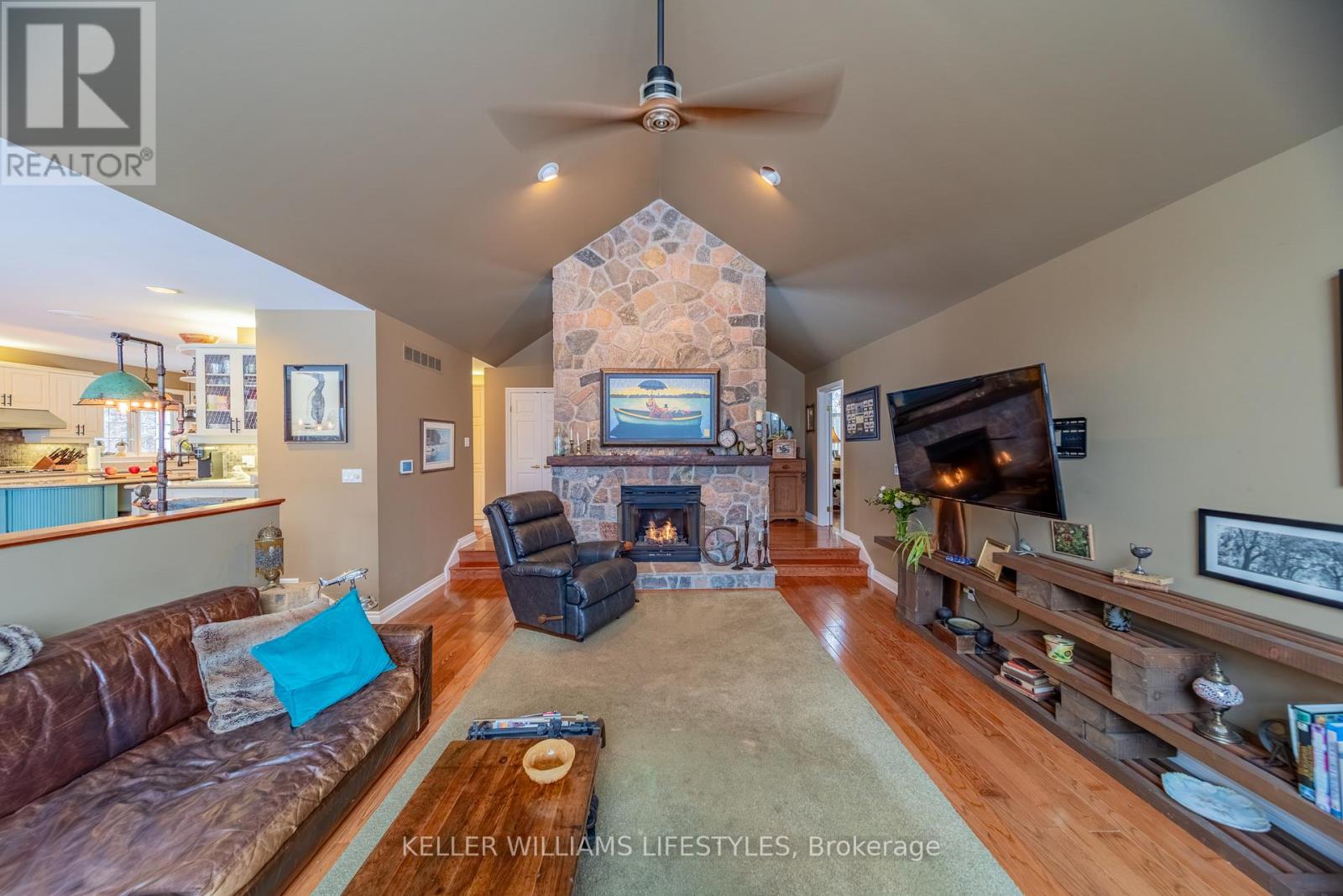 33992 Moore Court, Bluewater, Ontario  N0M 2T0 - Photo 11 - X12746424