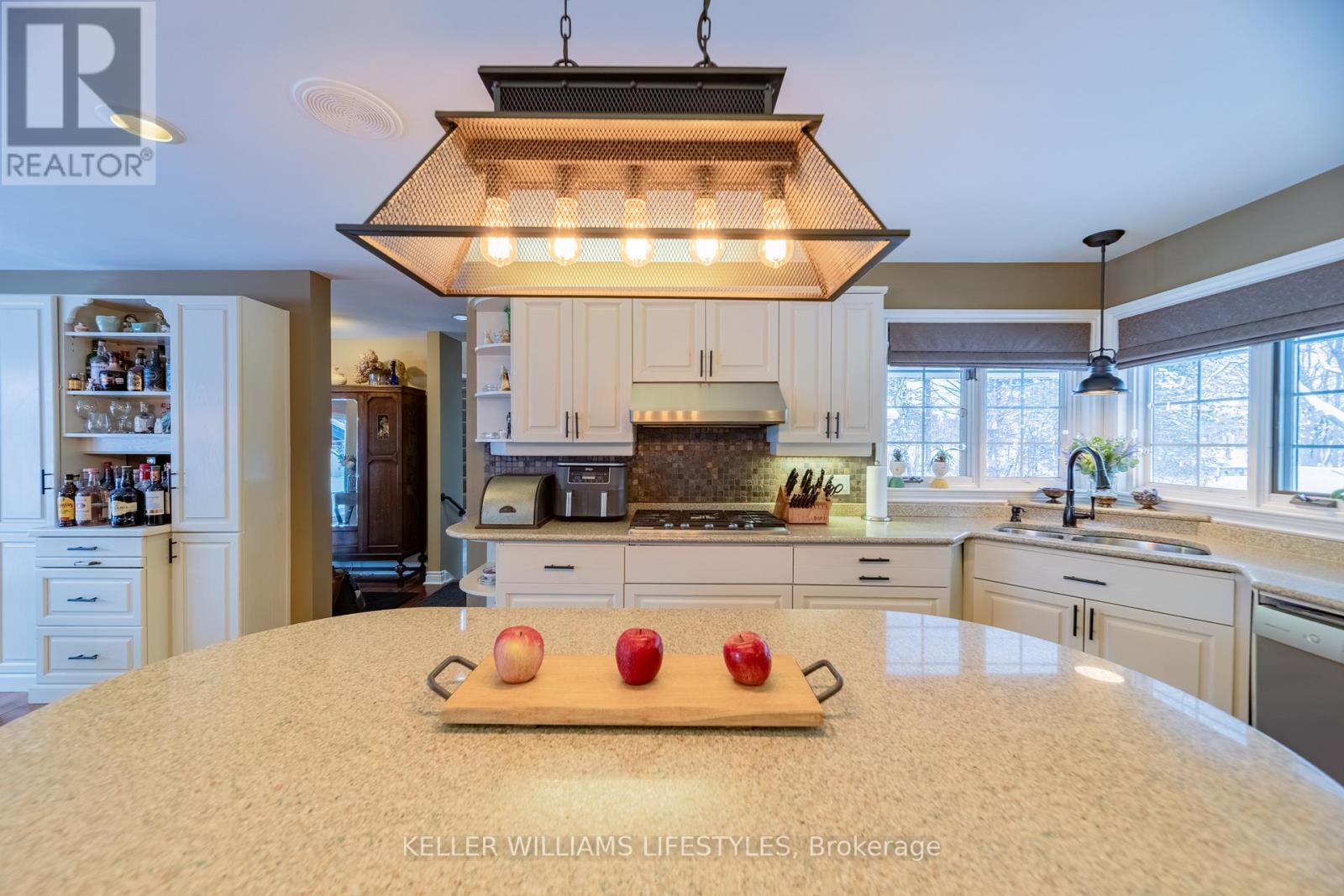 33992 Moore Court, Bluewater, Ontario  N0M 2T0 - Photo 15 - X12746424