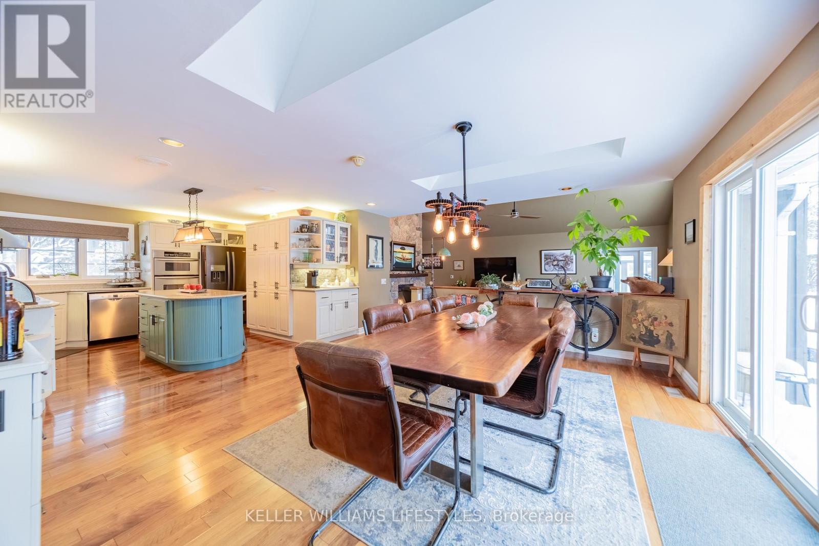 33992 Moore Court, Bluewater, Ontario  N0M 2T0 - Photo 19 - X12746424