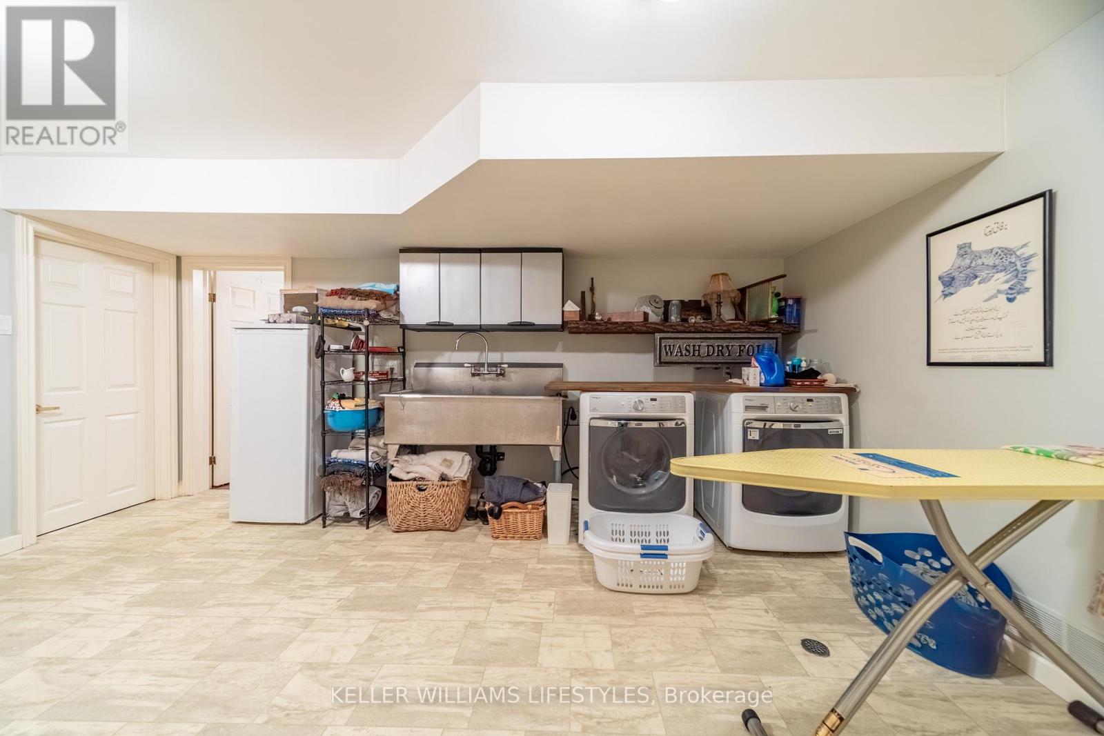 33992 Moore Court, Bluewater, Ontario  N0M 2T0 - Photo 37 - X12746424