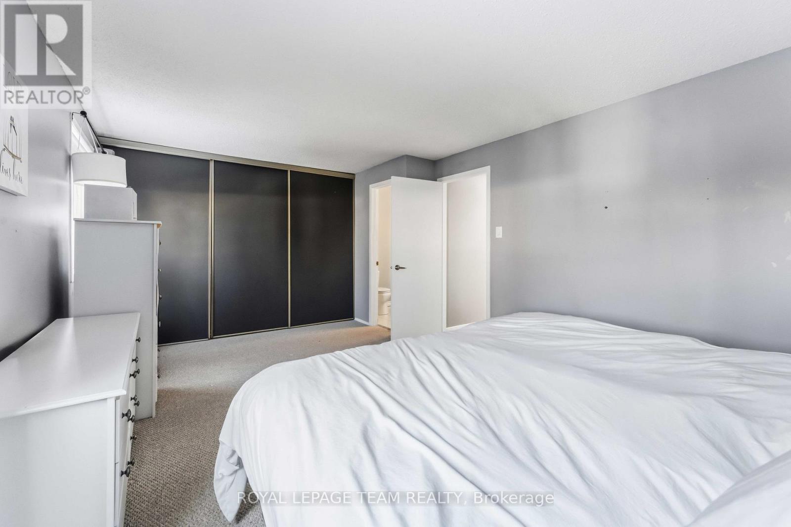 1 Shadetree Crescent, Ottawa, Ontario  K2E 7R3 - Photo 21 - X12746400