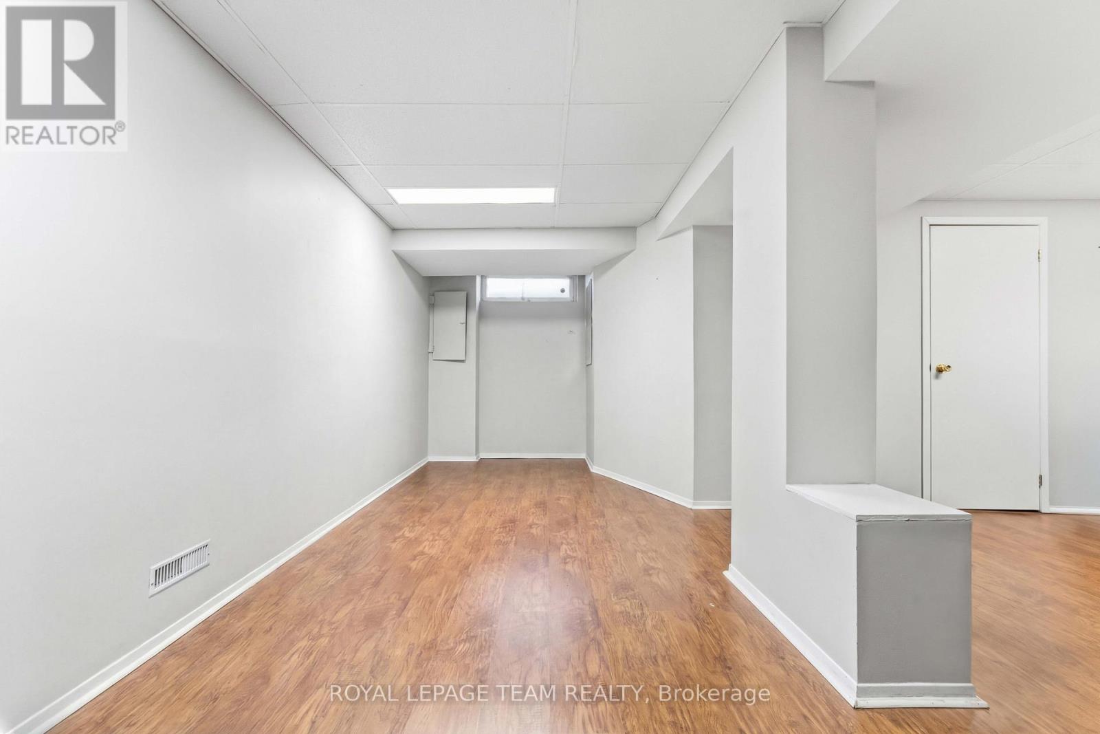 1 Shadetree Crescent, Ottawa, Ontario  K2E 7R3 - Photo 24 - X12746400