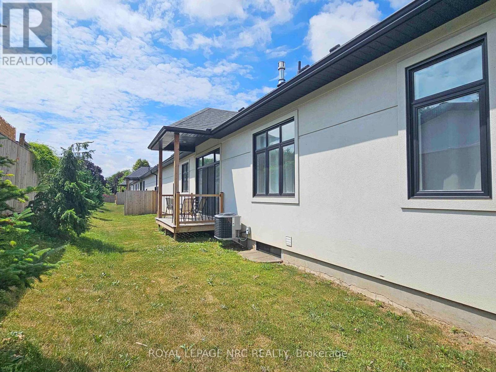 1 - 7472 Mountain Road, Niagara Falls, Ontario  L2J 0B8 - Photo 6 - X12746404