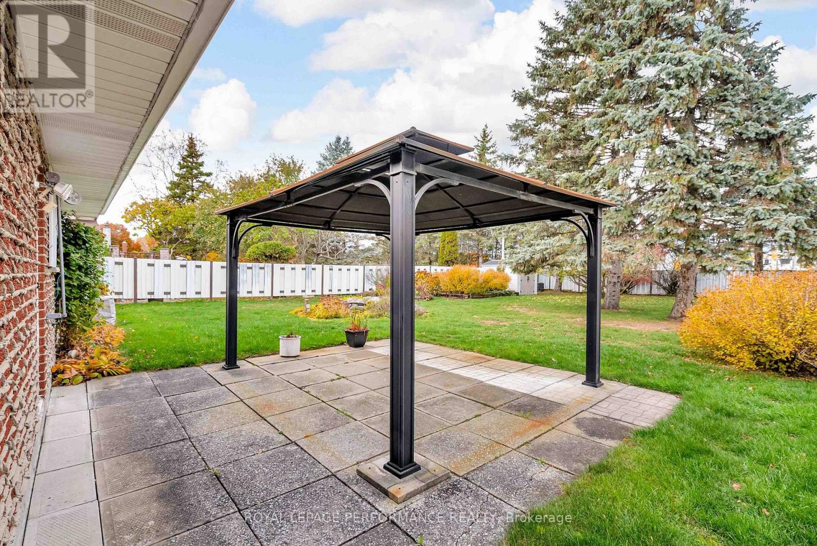 1953 Concorde Avenue, Cornwall, Ontario  K6H 6M3 - Photo 30 - X12527112