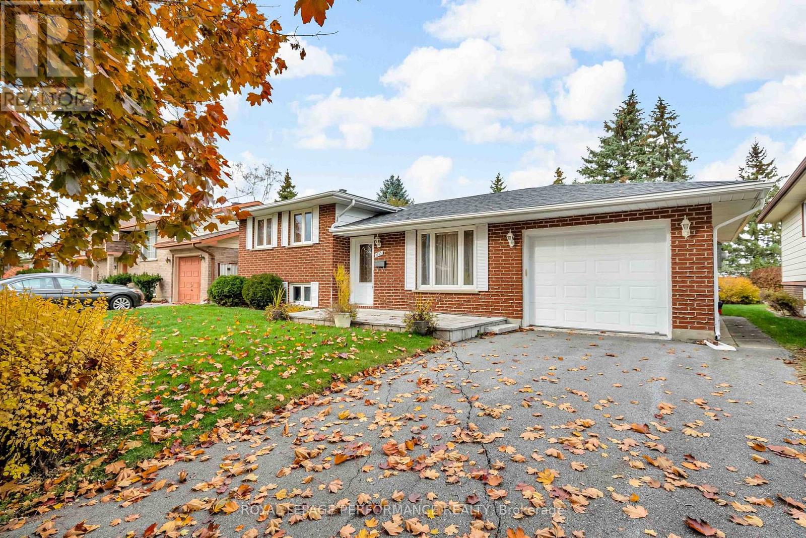 1953 Concorde Avenue, Cornwall, Ontario  K6H 6M3 - Photo 3 - X12527112