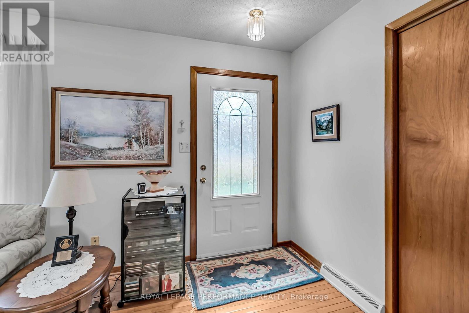 1953 Concorde Avenue, Cornwall, Ontario  K6H 6M3 - Photo 4 - X12527112