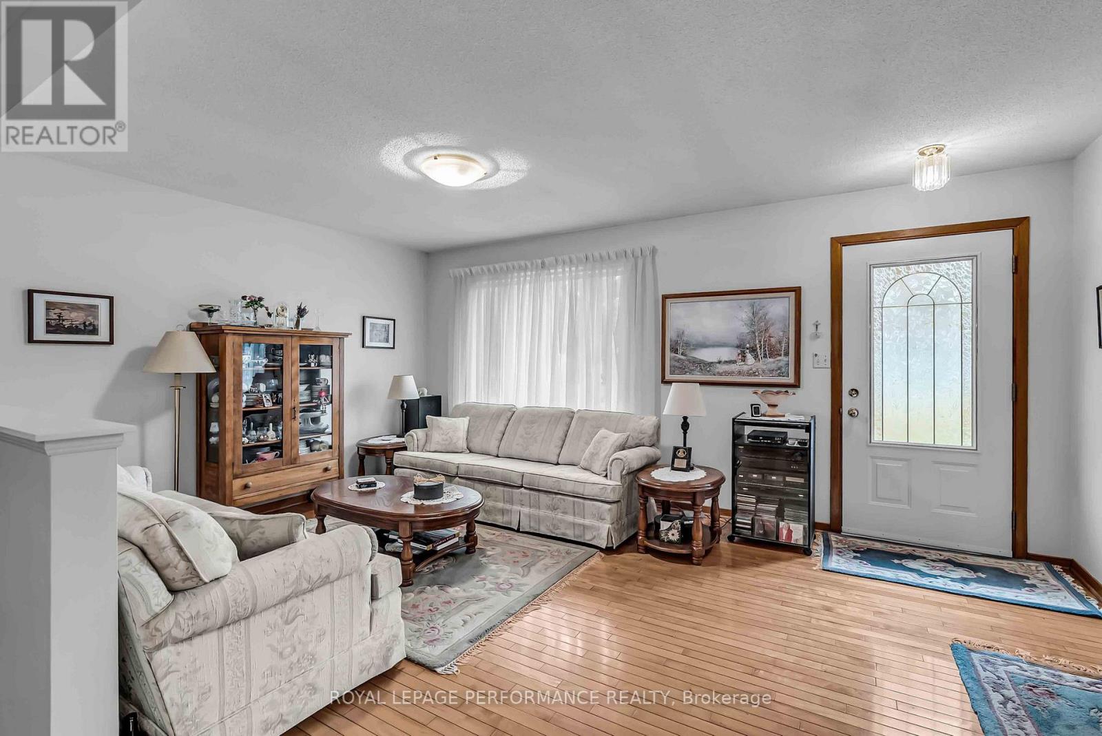 1953 Concorde Avenue, Cornwall, Ontario  K6H 6M3 - Photo 5 - X12527112