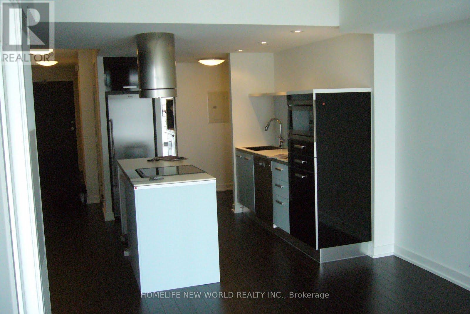 916 - 38 Dan Leckie Way, Toronto, Ontario  M5V 2V6 - Photo 2 - C12746402