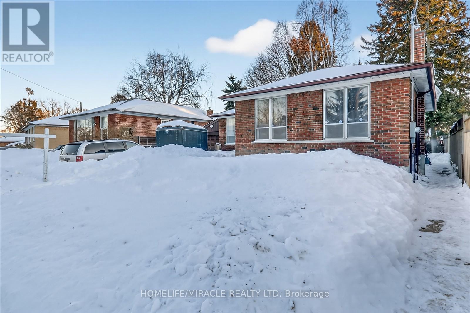 30 Melchior Drive, Toronto, Ontario  M1E 3W5 - Photo 3 - E12746412