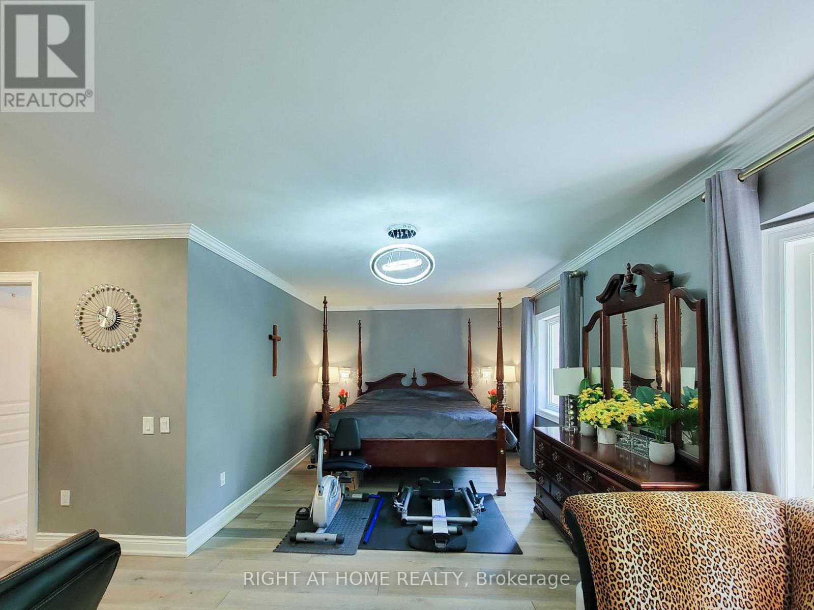 95 Westbury Court, Richmond Hill, Ontario  L4S 2L3 - Photo 20 - N12746388