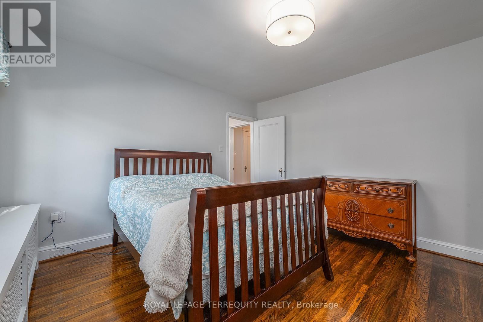 223 Riverside Drive, Toronto, Ontario  M6S 4A8 - Photo 24 - W12746380