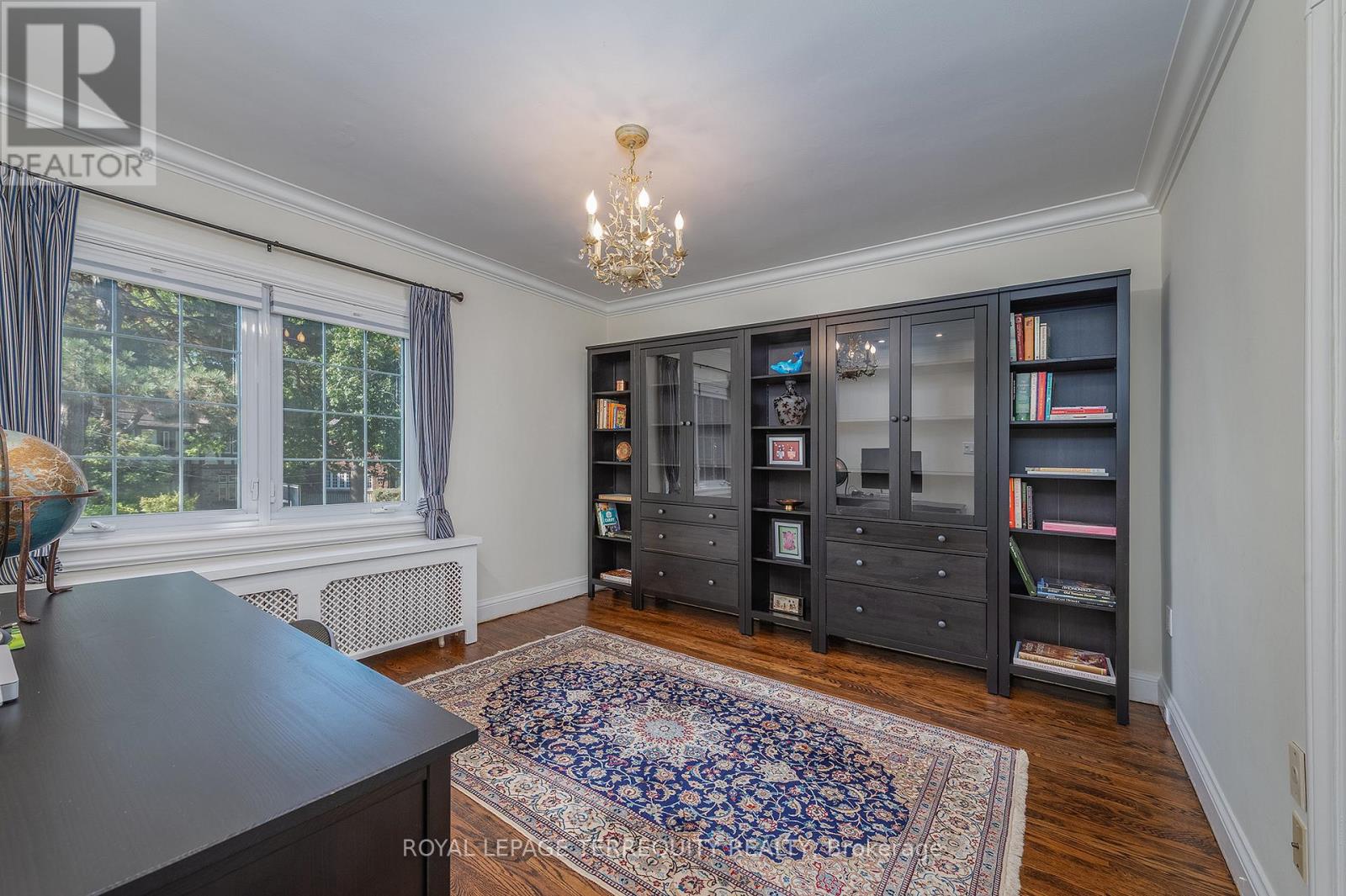 223 Riverside Drive, Toronto, Ontario  M6S 4A8 - Photo 27 - W12746380