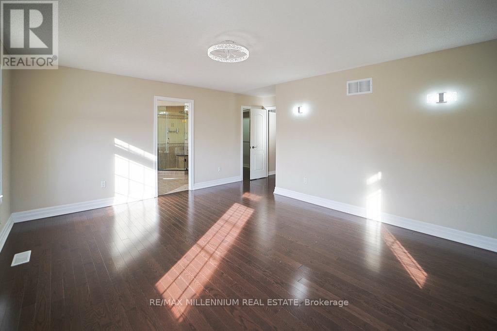 24 Prince Edward Boulevard, Brampton, Ontario  L6P 2N8 - Photo 18 - W12746392