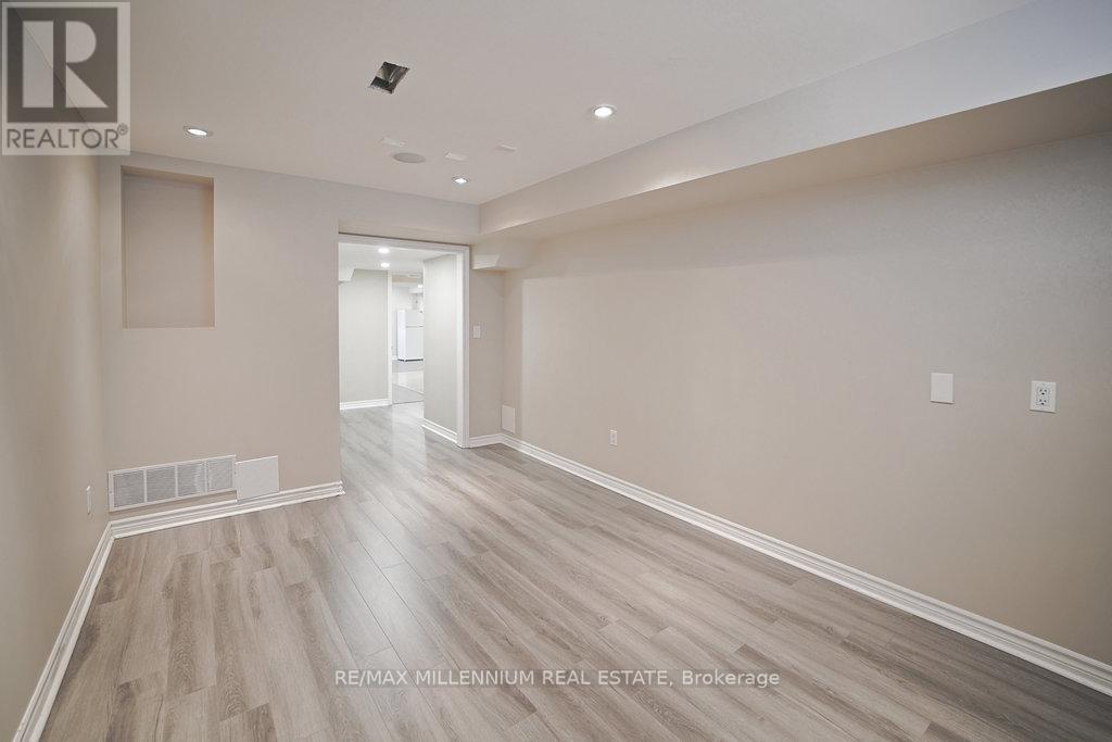 24 Prince Edward Boulevard, Brampton, Ontario  L6P 2N8 - Photo 35 - W12746392