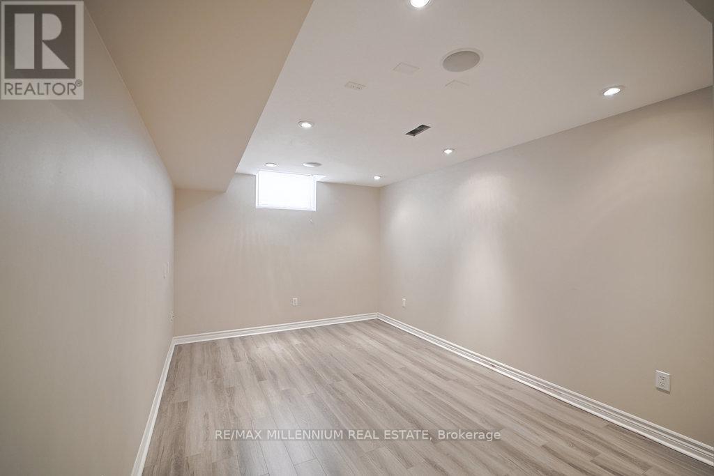 24 Prince Edward Boulevard, Brampton, Ontario  L6P 2N8 - Photo 36 - W12746392