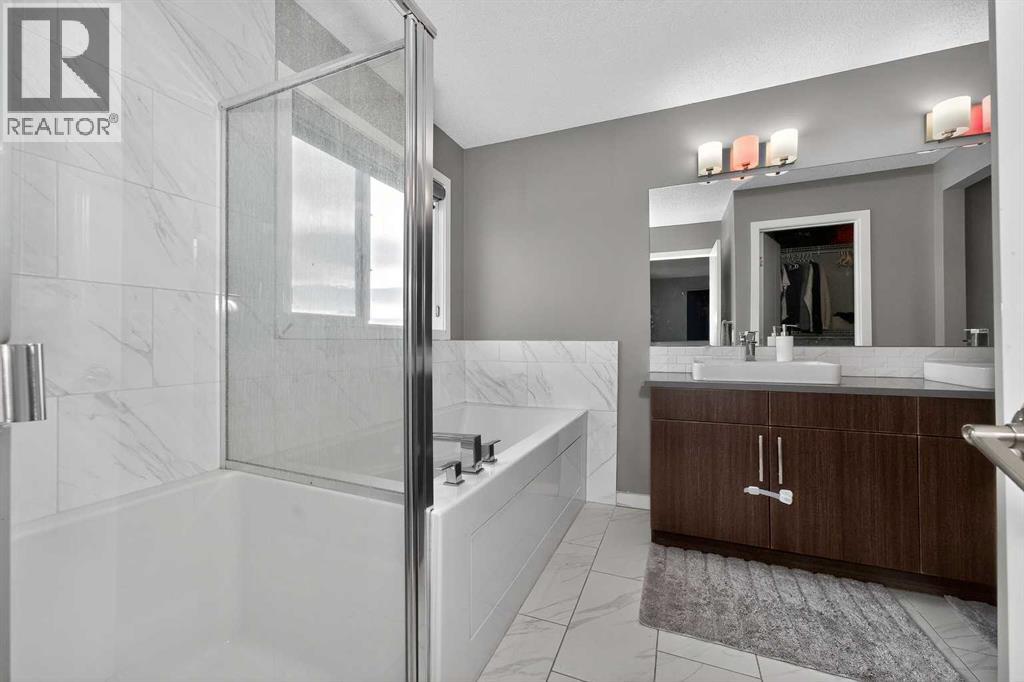 45 Redstone Drive Ne, Calgary, Alberta  T3J 0N2 - Photo 32 - A2274488