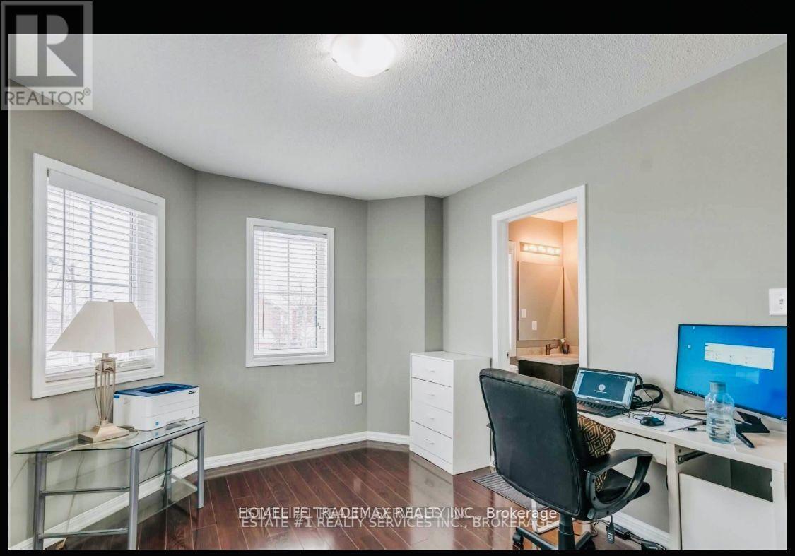 1004 Savoline Boulevard, Milton, Ontario  L9T 7T1 - Photo 17 - W12737018