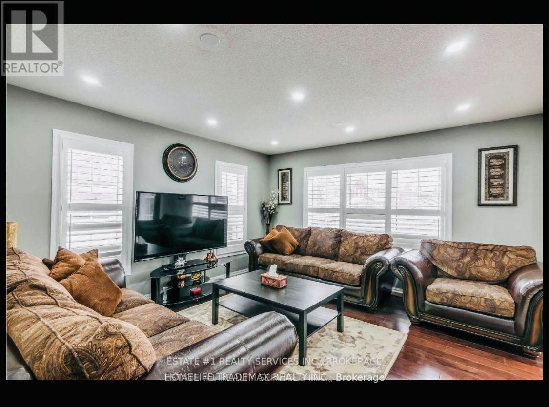 1004 Savoline Boulevard, Milton, Ontario  L9T 7T1 - Photo 9 - W12737018