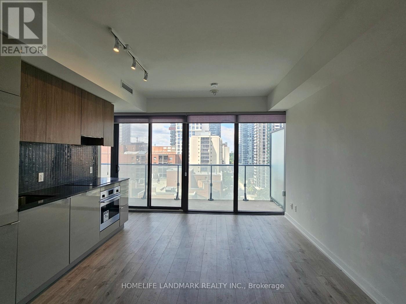 1502 - 161 Roehampton Avenue, Toronto, Ontario  M4P 1P9 - Photo 17 - C12746438