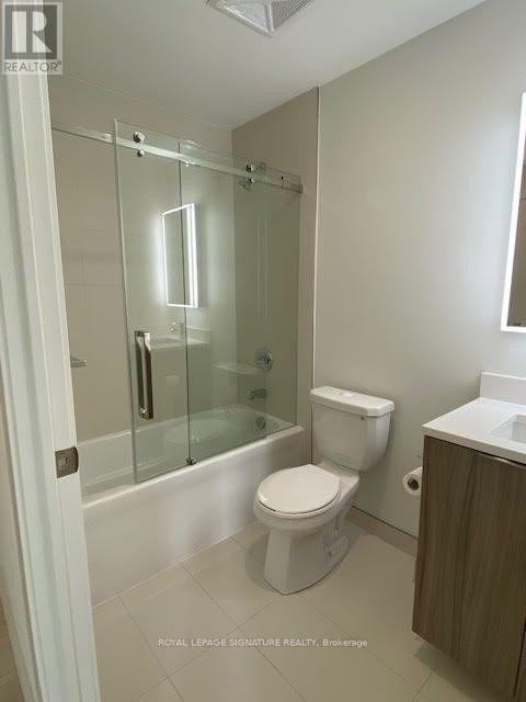 418 - 223 St Clair Avenue W, Toronto, Ontario  M4V 0A5 - Photo 10 - C12746454