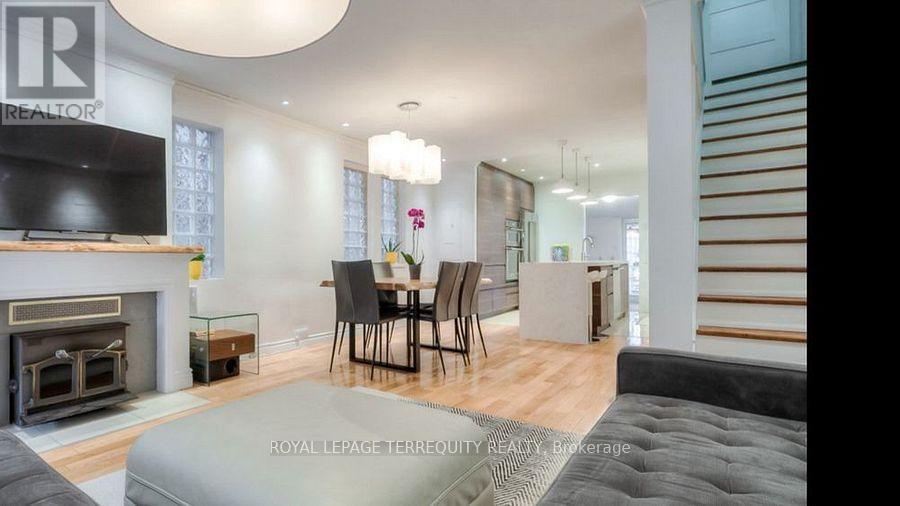 1760 Queen Street East Street, Toronto, Ontario  M4L 1G7 - Photo 12 - E12746440