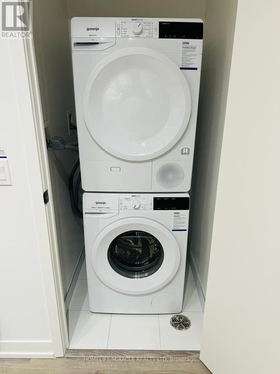 5215 - 8 Interchange Way, Vaughan, Ontario  L4K 0R2 - Photo 6 - N12746450