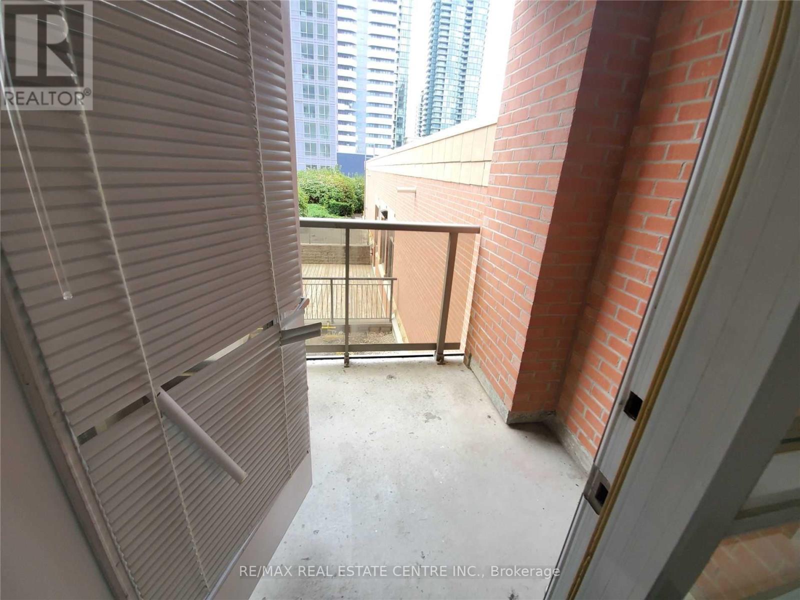 507 - 4080 Living Arts Drive, Mississauga, Ontario  L5B 4M8 - Photo 13 - W12746452