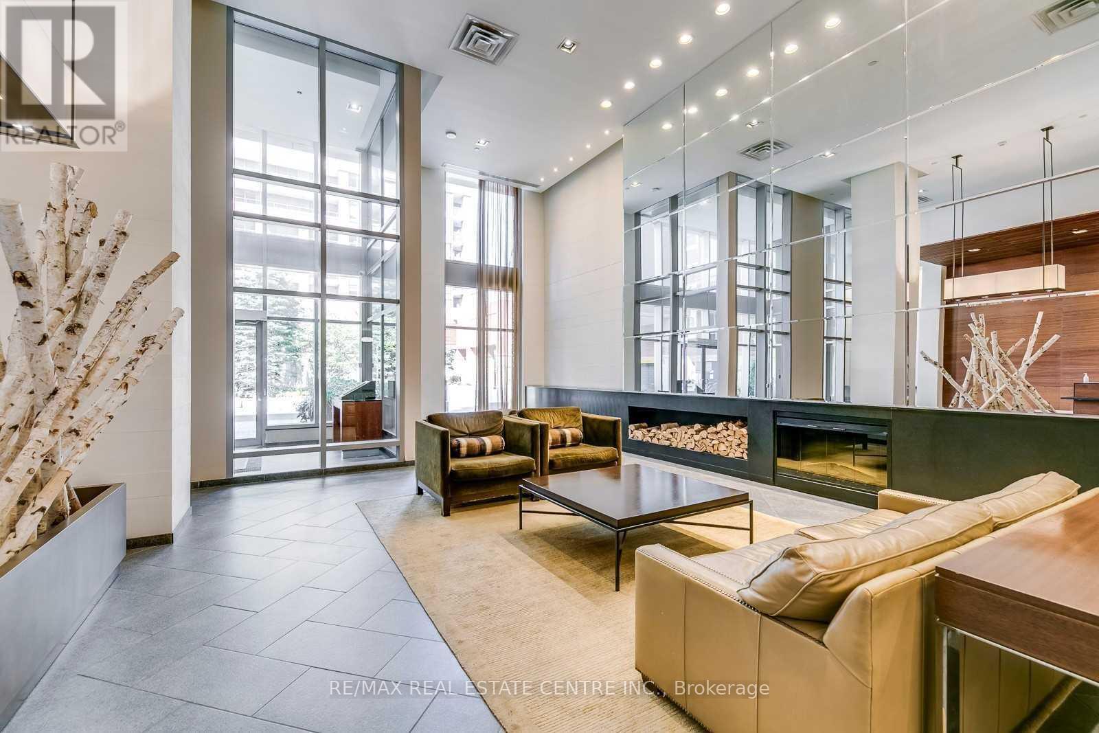 507 - 4080 Living Arts Drive, Mississauga, Ontario  L5B 4M8 - Photo 3 - W12746452