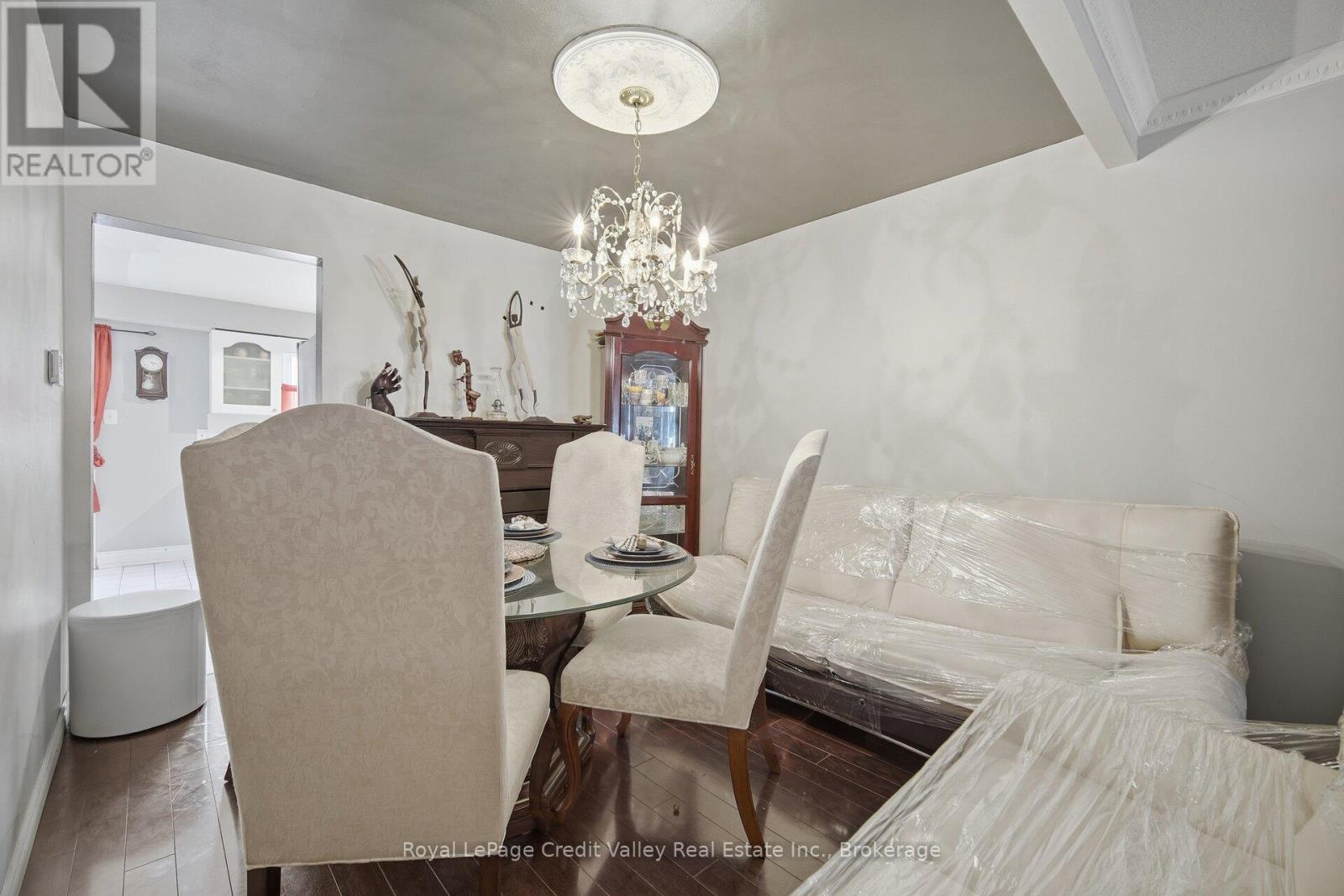 18 Silverstream Road, Brampton, Ontario  L6Z 3W5 - Photo 13 - W12746492