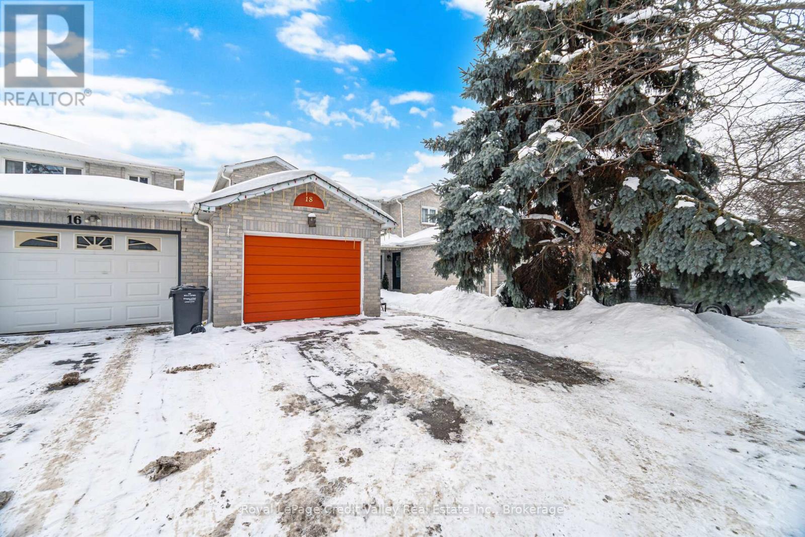 18 Silverstream Road, Brampton, Ontario  L6Z 3W5 - Photo 2 - W12746492