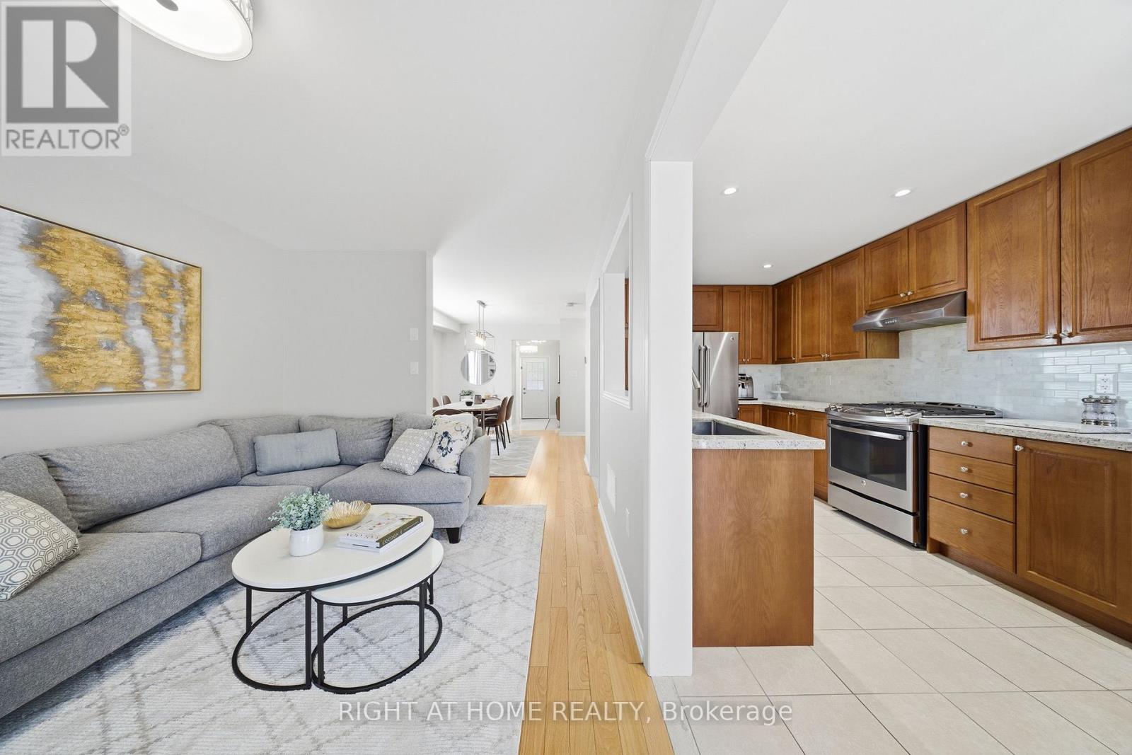 9 Manordale Crescent, Vaughan, Ontario  L4H 0T6 - Photo 14 - N12745826