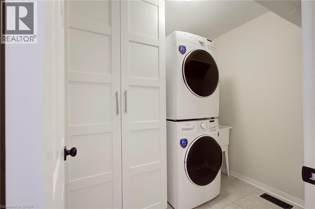 106 Voyager Pass, Hamilton, Ontario  L0R 1C0 - Photo 32 - 40802047