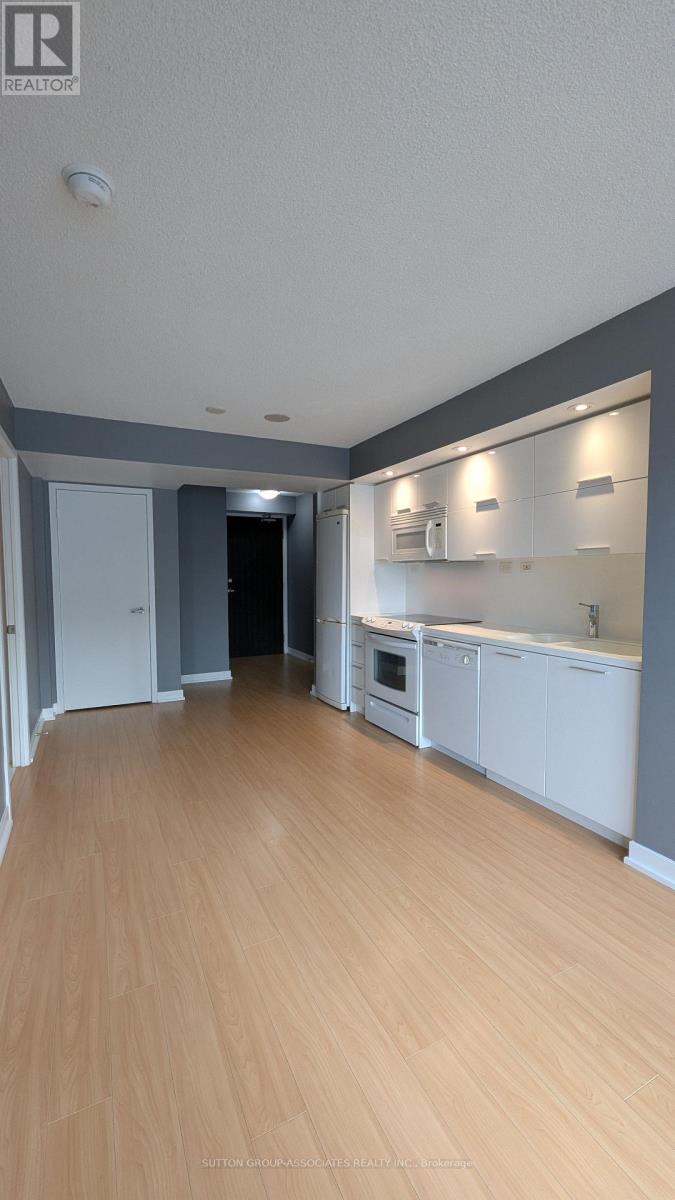 1608 - 25 Capreol Court, Toronto, Ontario  M5V 3Z7 - Photo 2 - C12746496