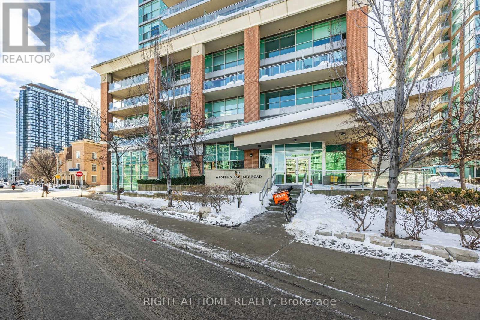 1409 - 80 WESTERN BATTERY ROAD N, Toronto, Ontario