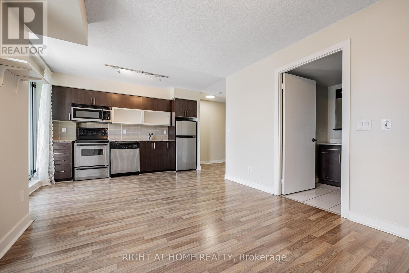 1409 - 80 Western Battery Road N, Toronto, Ontario  M6K 3S1 - Photo 16 - C12746508