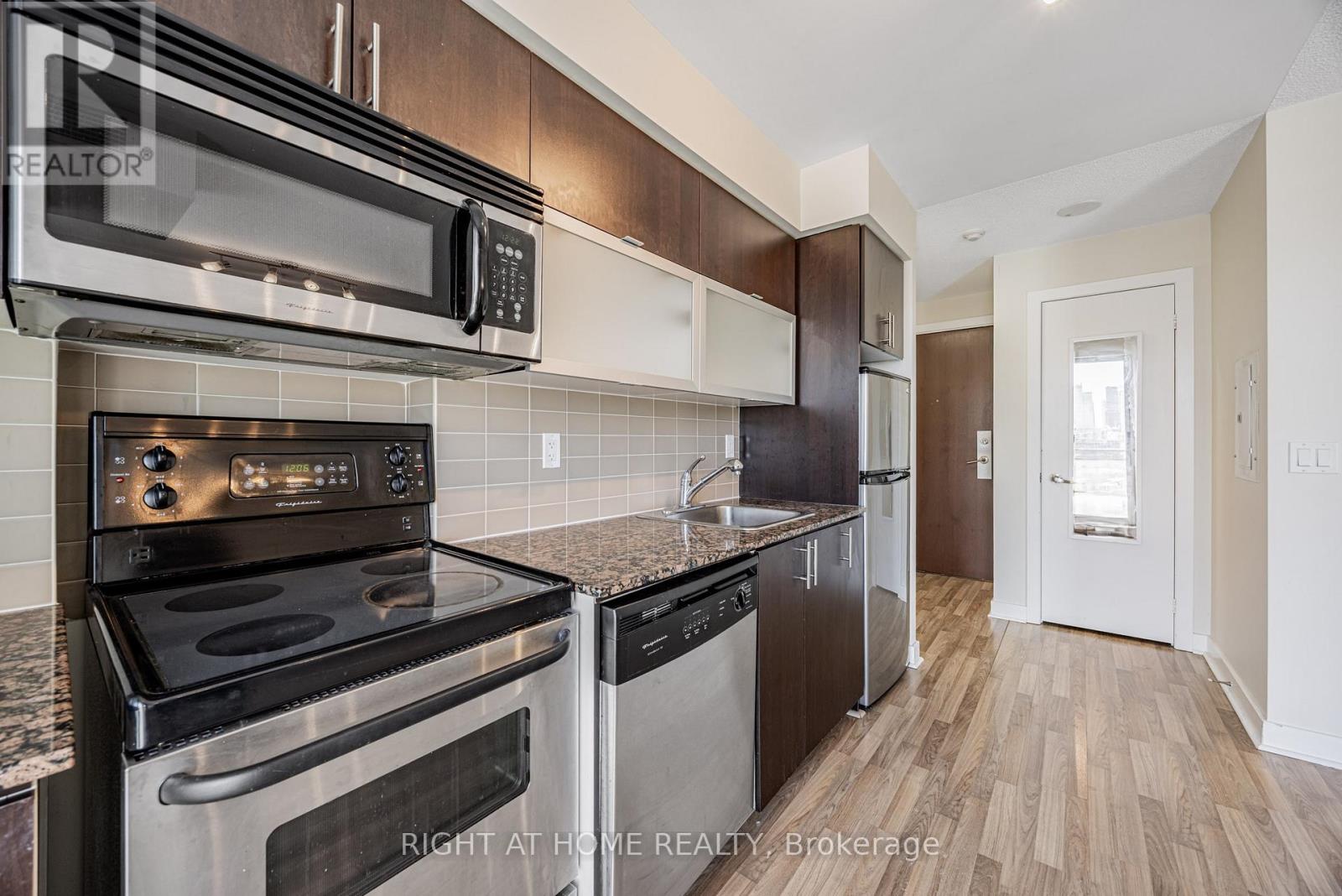 1409 - 80 Western Battery Road N, Toronto, Ontario  M6K 3S1 - Photo 8 - C12746508