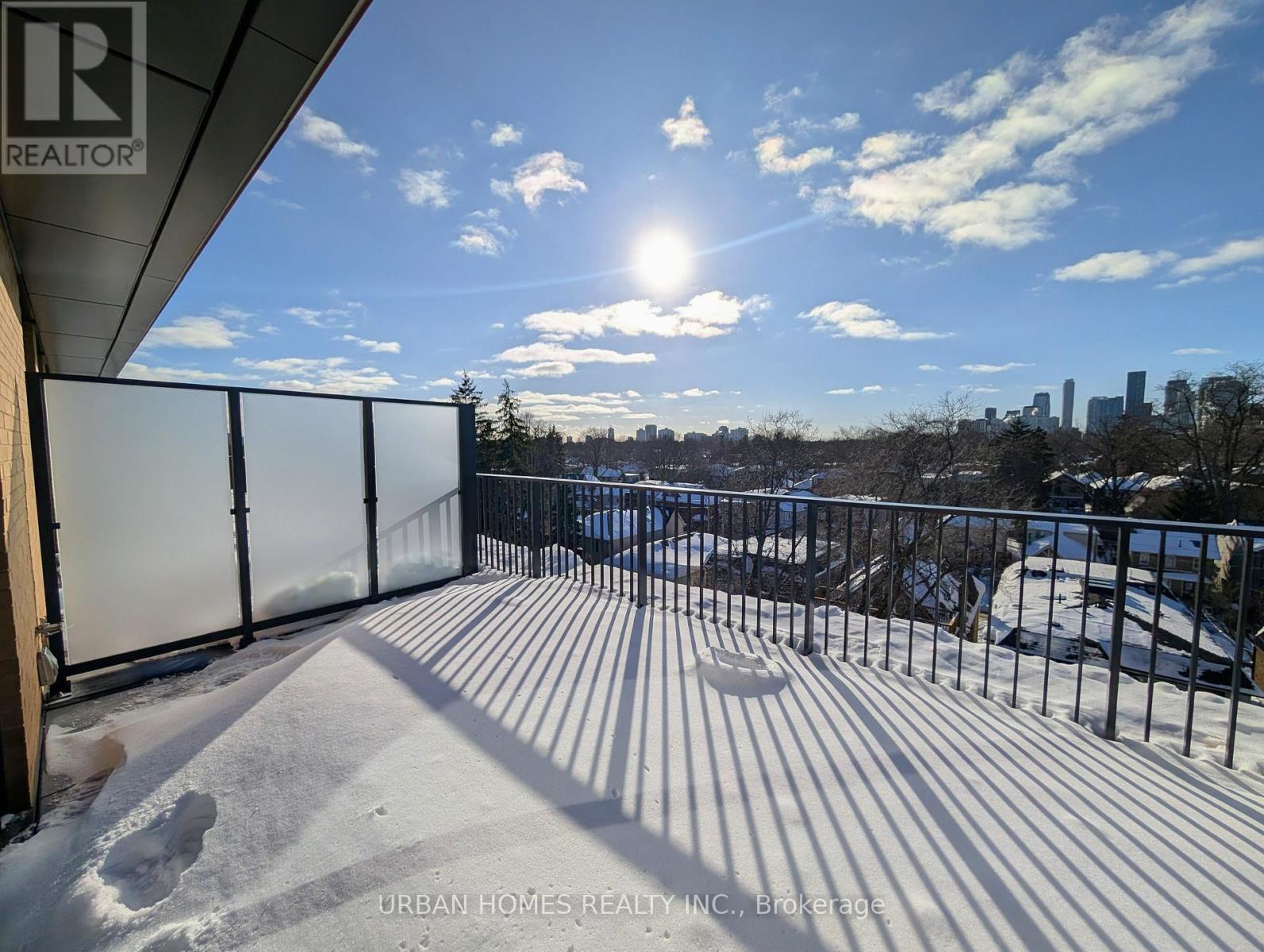 704 - 1720 Bayview Avenue, Toronto, Ontario  M4G 3C4 - Photo 9 - C12746524