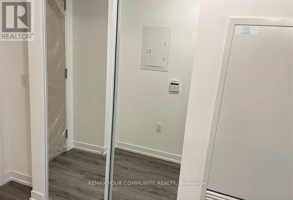 1715 - 138 Downes Street, Toronto, Ontario  M5E 0E4 - Photo 8 - C12746528