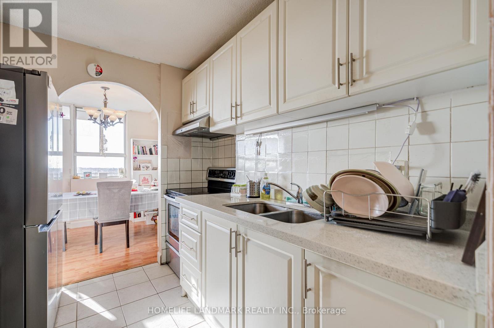 1114 - 1950 Kennedy Road, Toronto, Ontario  M1P 4S9 - Photo 5 - E12746472