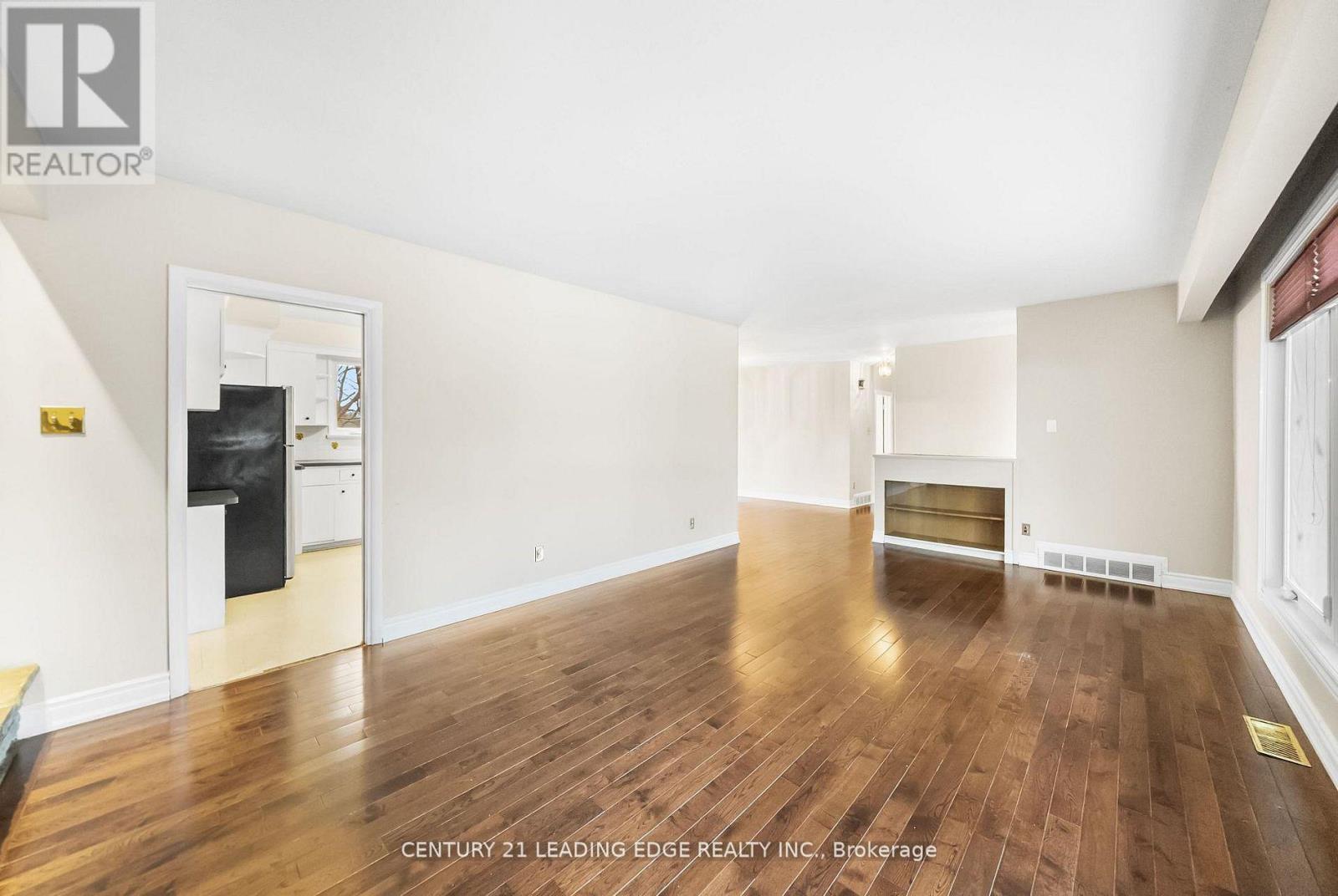 541 Rouge Hills Drive, Toronto, Ontario  M1C 2Z9 - Photo 10 - E12746504